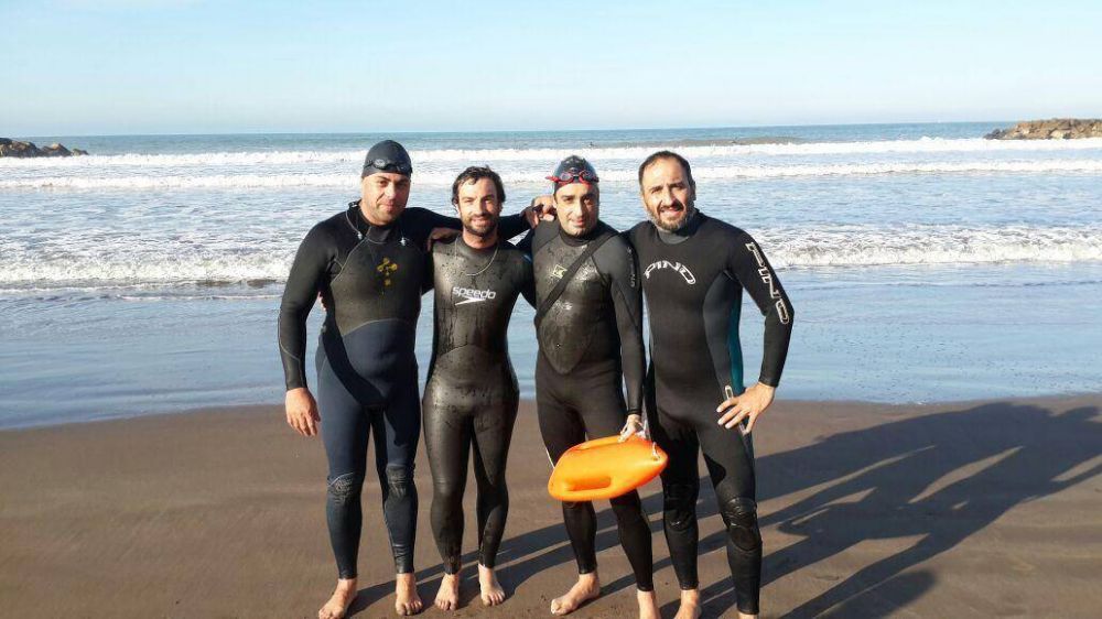 Malvinas: nadadores marplatenses cruzar�n el Estrecho de San Carlos