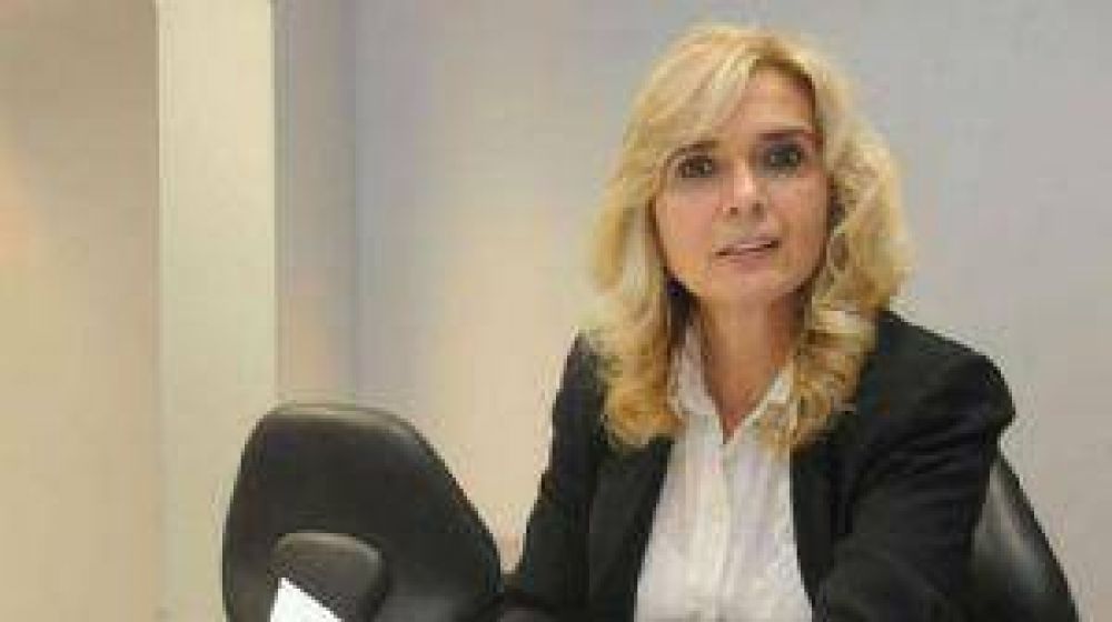 El�as de P�rez conden� los dichos del fiscal Herrera
