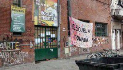 Hay cuatro colegios tomados y amenazan con tomar 15 m�s