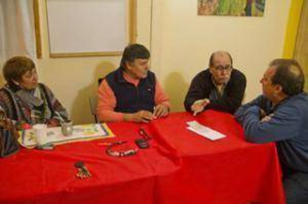 Caputo entreg� ayuda para que Adifa cuente con un nuevo equipo de sonido