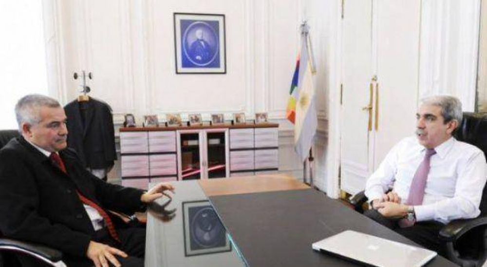 An�bal pone el ojo en la quinta secci�n electoral, y suma el apoyo del candidato sciolista en Necochea