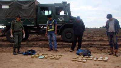 Incautaron m�s de 39 kilos de coca�na y detienen a cinco personas