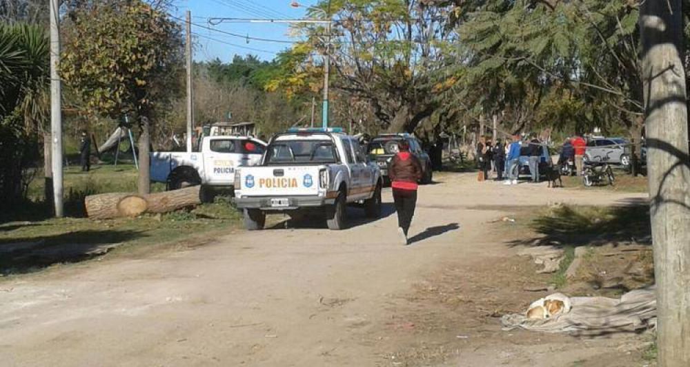 Tras el desalojo volvieron a tomar el terreno de Col�n al 2500