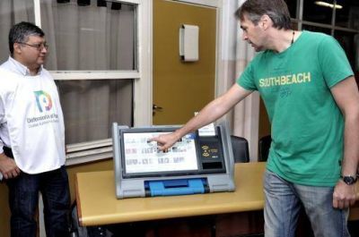 La capacitaci�n de autoridades y fiscales, clave para el debut de boleta electr�nica en la Ciudad