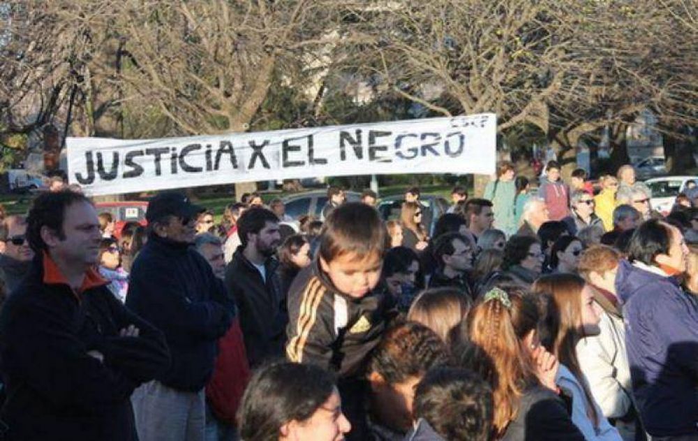 Balcarce�os se hicieron sentir en una multitudinaria marcha clamando por seguridad