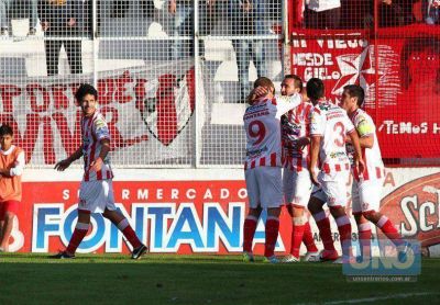 El Decano paranaense empat� ante Juventud