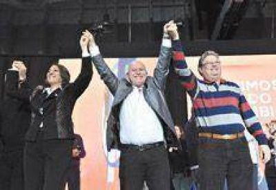 Un apretado triunfo socialista en Santa Fe