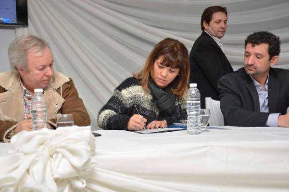 Ministra Peralta: �Los programas sociales fueron pensados de acuerdo a las necesidades y se van concretando en toda la provincia�