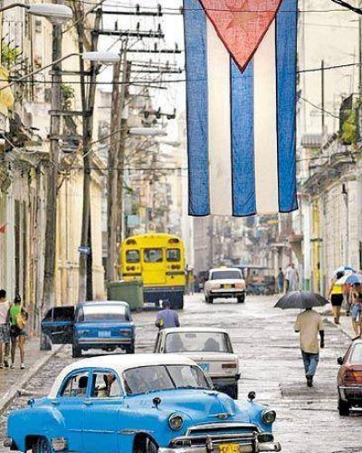 Cuba: anuncian menor crecimiento y un ajuste.