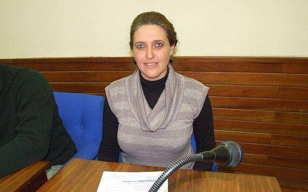 Grai�o reiter� que la UCR debe ser 