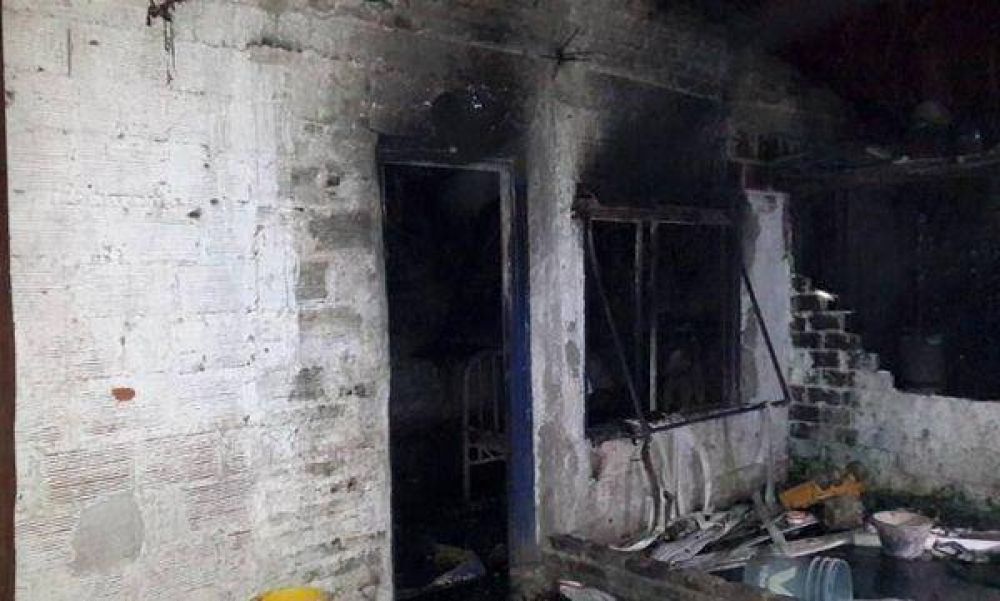 Se incendi� una casa y falleci� un nene de seis a�os