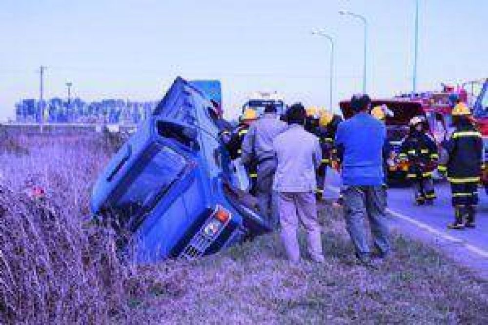Accidente en Ruta 51 y acceso a Rawson