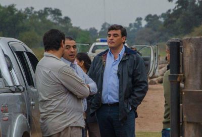 Llegan a Salta familiares de los pilotos de la avioneta con droga