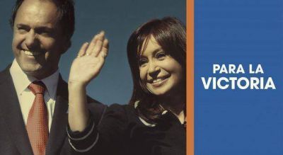 Scioli lanza un nuevo afiche sin su nombre e incorpora a la presidenta