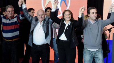 Los socialistas y una pel�cula de suspenso
