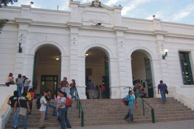 XVI Jornadas de Geograf�a de la Facultad de Humanidades