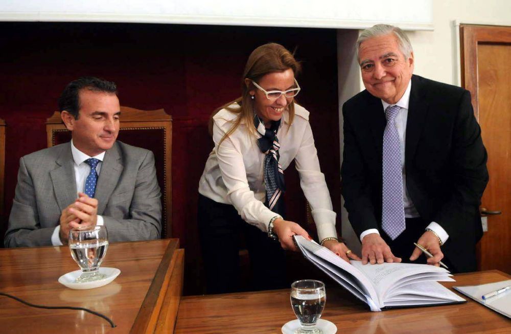 Operan a P�rez y no estar� en la �ltima semana de campa�a