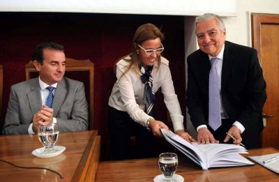 Operan a P�rez y no estar� en la �ltima semana de campa�a