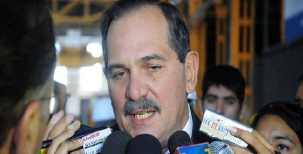 Alperovich: �Es importante que la gente se exprese libremente�