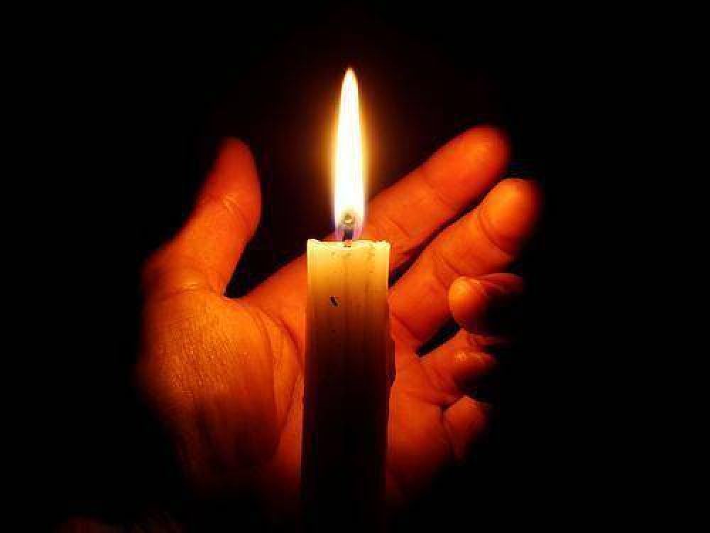 Una vela y una oración por el Congreso Eucarístico