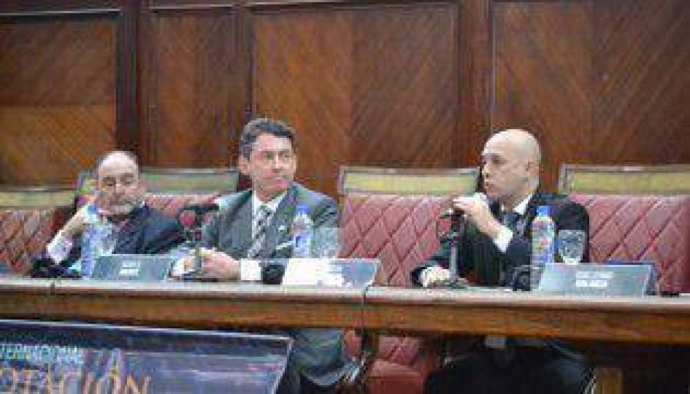 Ocampo: �Tenemos que proteger a los ni�os�