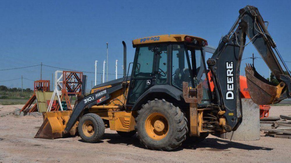 Vialidad trabaja en construcci�n de la rotonda de El Cholo