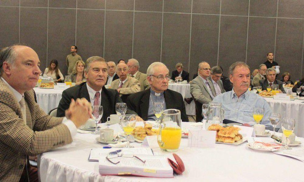 Habr� triple duelo de candidatos a intendente de Schiaretti, Accastello y Aguad en 46 pueblos