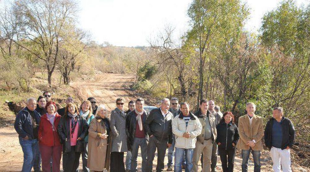 Carlos Paz: Habilitaron la costanera que unir� los balnearios del r�o San Antonio