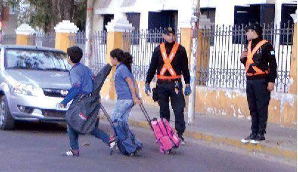 Intensificar�n la seguridad en las escuelas de Capital