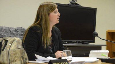 Podr�a pasar 15 a�os preso por abusar de su hija y de su hijastra