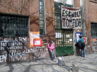 Ya son ocho las escuelas tomadas por los estudiantes secundarios