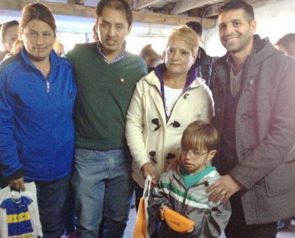 �Una mirada para los ni�os�: Nueva entrega de lentes en Mar del Plata