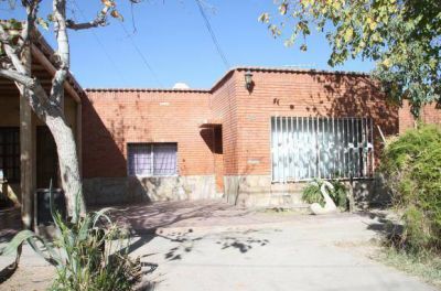 Investigan a dos polic�as por la fiesta tras la cual muri� un chico