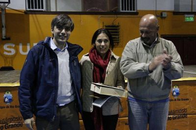 Regularizaci�n en el barrio La Esperanza