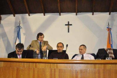 La Justicia Electoral brind� una conferencia de prensa para despejar dudas 