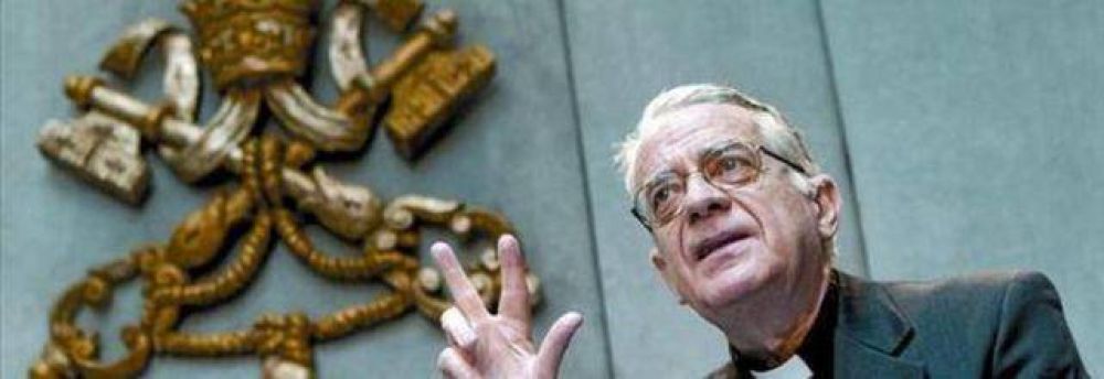 Lombardi expulsa de la Sala de Prensa del Vaticano al periodista Sandro Magister tras filtrar la próxima encíclica del Papa