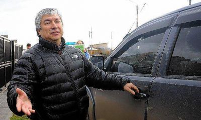 Se hicieron allanamientos en Bah�a Blanca que pueden complicar al empresario L�zaro B�ez