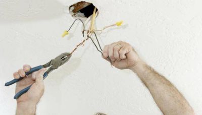 Ya llegan los electricistas con diploma