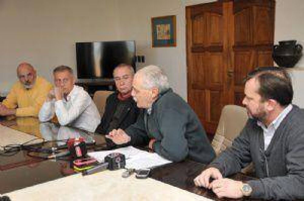 Carlos Paz llevar� el gas a El Fantasio, Solares de las Ensenadas y La Quinta