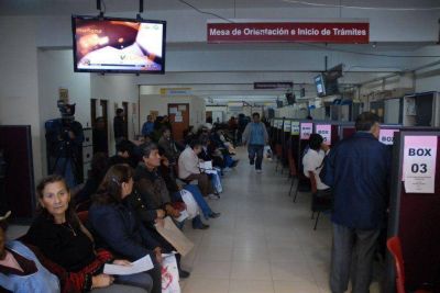 Siguen las cr�ticas por el Pami Jujuy