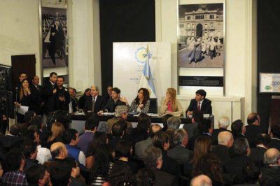  En San Luis 77 mil menores ser�n beneficiados con el aumento del 30% en Asignaciones familiares