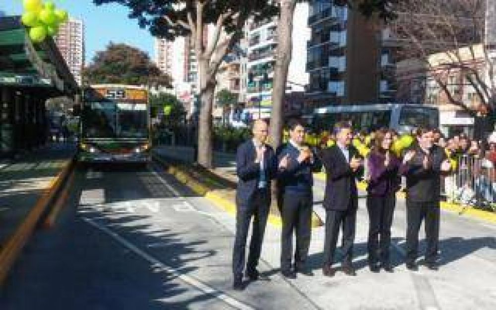 Macri inaugur el Metrobus en Vicente Lpez y prometi extender la red hasta San Isidro