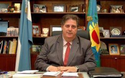 El Ministro Collia inaugura equipos en el Hospital de Baradero