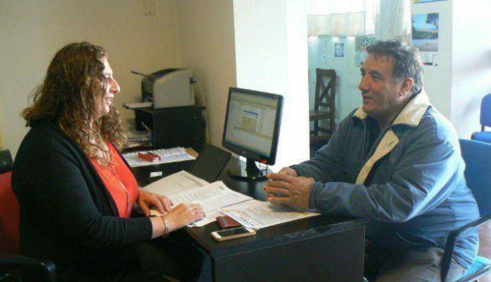 Realizan jornada de registraci�n de PyMEs