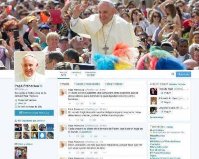 En un solo d�a, Francisco envi� m�s tuits que en los �ltimos dos meses
