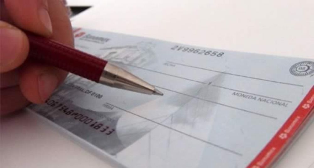 Dos cheques robados en menos de 15 d�as