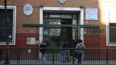 Denuncian que alumnos de 7� grado pagan por sexo a otros m�s chicos