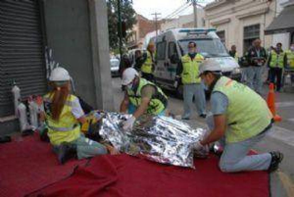 Se realiz� un simulacro de incendio en pleno centro