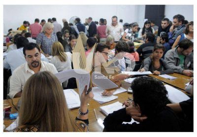 A buen ritmo: ya se escrutaron 2.100 mesas y se abrieron 55 urnas