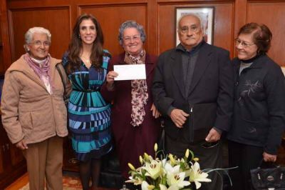 Claudia de Zamora otorg� subsidio a centro de jubilados